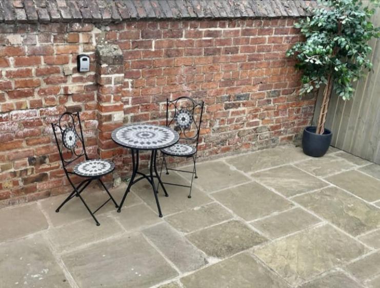 Moat View Free Parking, Central, Ev Plug York Esterno foto