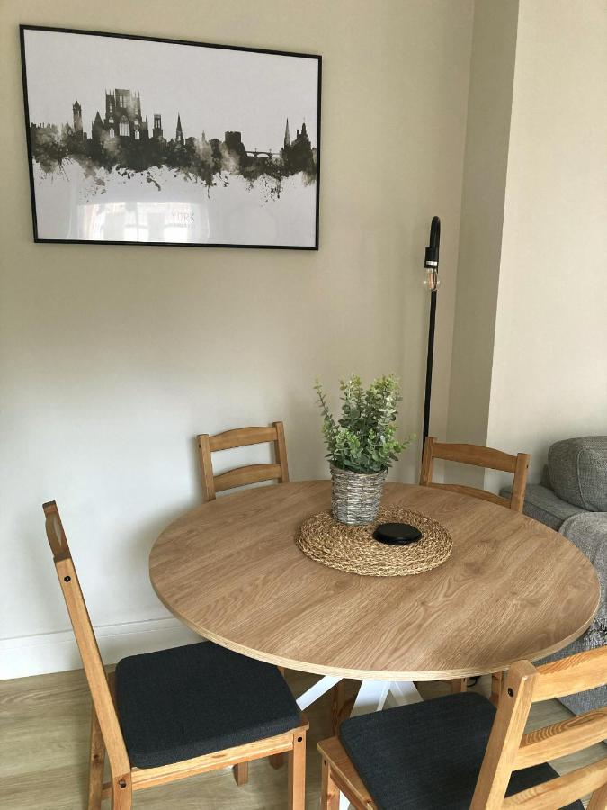 Moat View Free Parking, Central, Ev Plug York Esterno foto